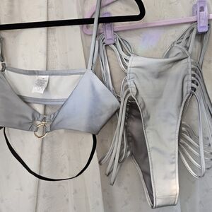 NWOT iHeartRaves Reflective Strappy High-Cut Bottom O Ring Underboob Crop Top